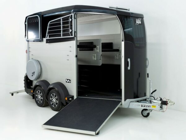 Ifor Williams Pferdeanhänger HBX 506|Frontausstieg|neues Modell|schwarz